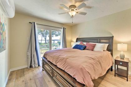 Modern Lake Conroe House with Lakefront Park and Deck! - image 14