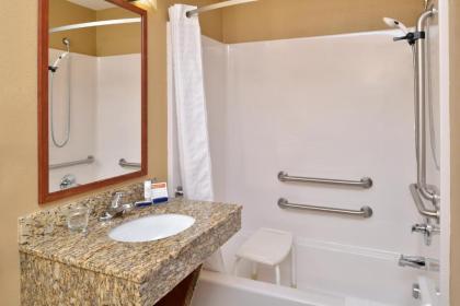 Candlewood Suites Williston an IHG Hotel - image 8