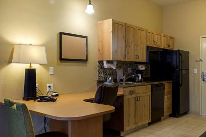 MainStay Suites - image 13