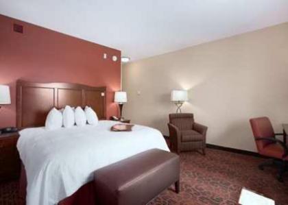 Hampton Inn & Suites Williston - image 13