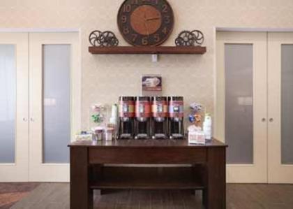 Hampton Inn & Suites Williston - image 8