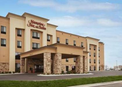 Hampton Inn & Suites Williston - image 9