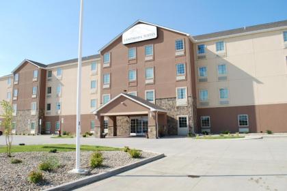 Landmark Suites - Williston - image 15