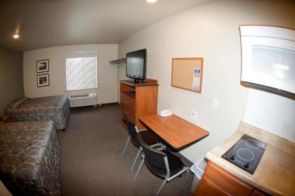 WoodSpring Suites Williston - image 9