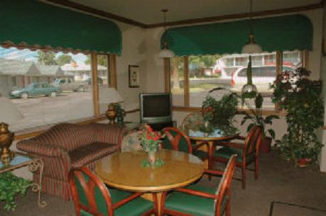 Lakeview Inn - image 6