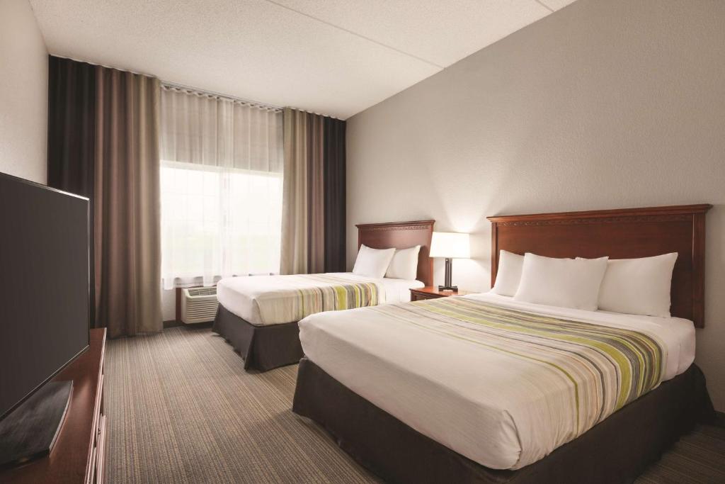 Country Inn & Suites by Radisson Willmar MN - image 5