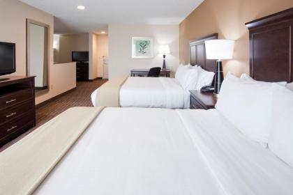 Holiday Inn Express & Suites Willmar an IHG Hotel - image 12