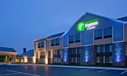 Holiday Inn Express & Suites Willmar an IHG Hotel - image 8