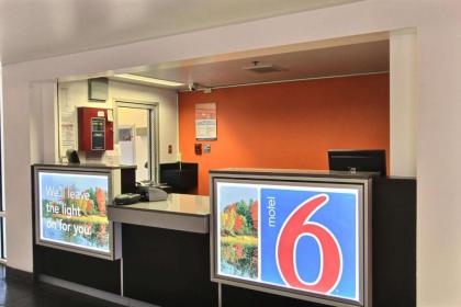 Motel 6-Willoughby OH - Cleveland - image 13