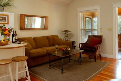 Coho Cottages - image 4