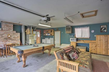 Trinity River Rose with Saltwater Pool and Fire Pit! - image 15