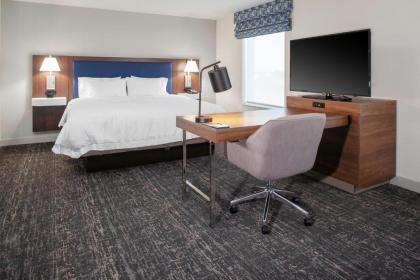 Hampton Inn & Suites Chicago-Burr Ridge - image 8