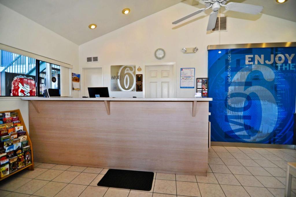 Motel 6-Willows CA - image 5