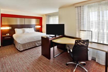 Residence Inn by Marriott Chicago Wilmette/Skokie - image 9