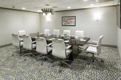 DoubleTree by Hilton Hotel Wilmington - image 20