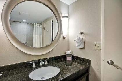 DoubleTree by Hilton Downtown Wilmington - Legal District - image 14