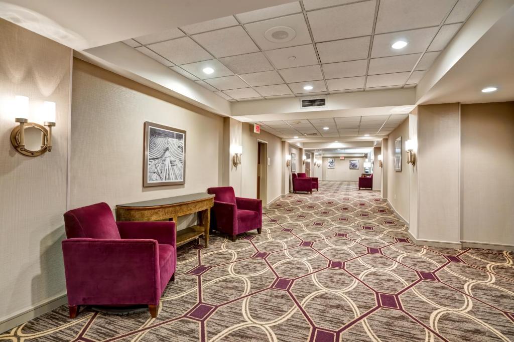 DoubleTree by Hilton Downtown Wilmington - Legal District - image 2