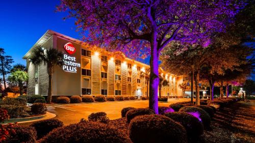 Best Western Plus Wilmington/Carolina Beach - main image