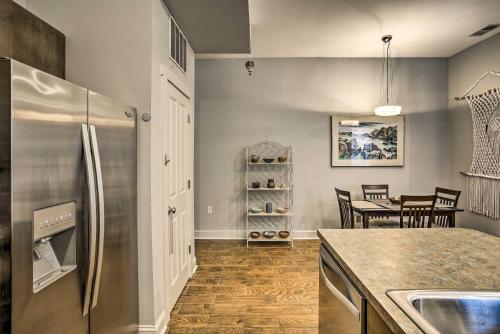 Chic Wilmington Condo in Brooklyn Arts District! - image 5