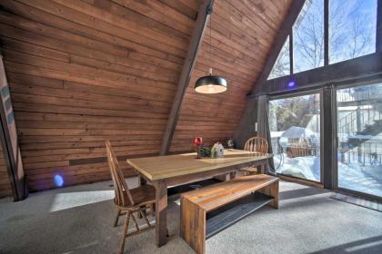 Cozy A-Frame with Pool Table 8 Mi to Mt Snow! - image 8