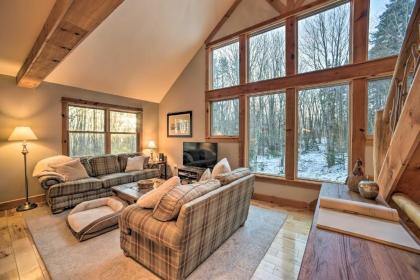 Secluded and Cozy Dog-Friendly Year-Round Retreat - image 11