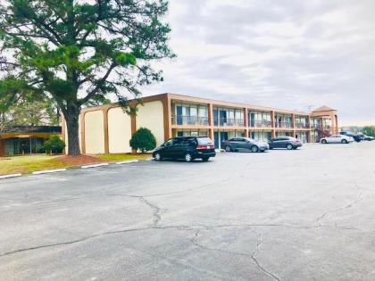 Americas Best Value Inn - Wilson - image 5