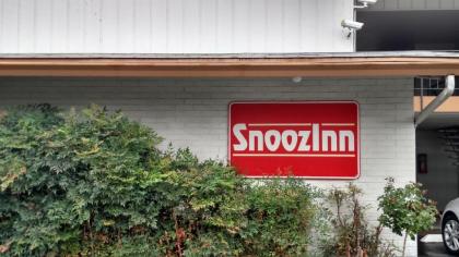 Snooz Inn - image 8