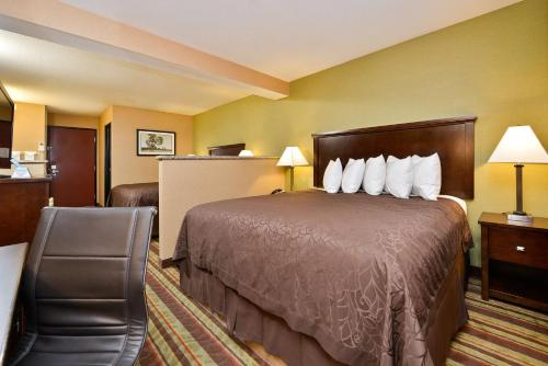 Best Western Wilsonville Inn & Suites - image 5