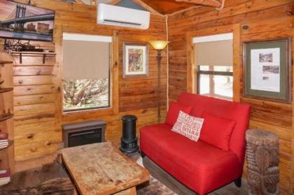 Cozy Cabin - image 4