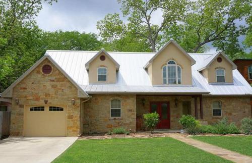 The Wimberley House - main image