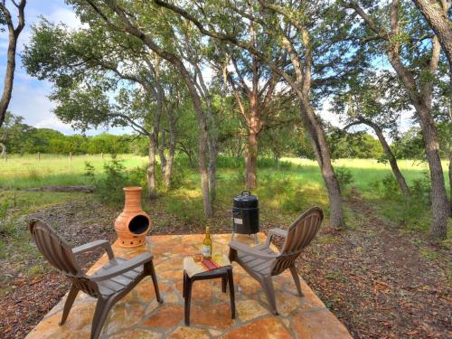 Cabins at Flite Acres-Mockingbird Cabin - main image