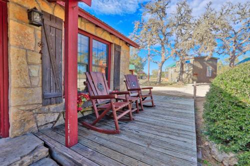 The Ranch at Wimberley - Caretaker's Cottage - image 4