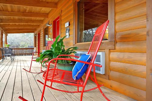 Wimberley Log Cabins Resort and Suites - Unit 8 - main image