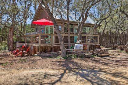 Inn The Woods Wimberley Cabin with Fire Pit and Deck - image 18