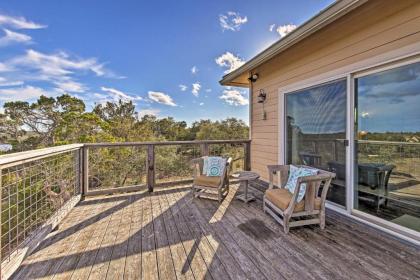 Pura Vida Peaceful Hill Country Hideaway with Pond Views - image 14