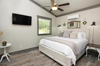 Green Acres Cottages - Gruene Suite - image 1