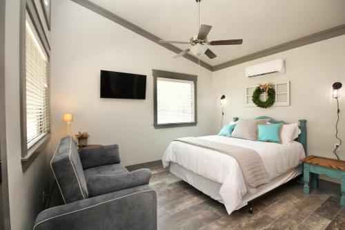 Green Acres Cottages - New Braunfels Suite - main image