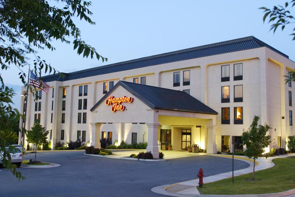 Hampton Inn Winchester - main image