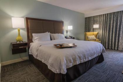 Hampton Inn Winchester-University/ Mall - image 3