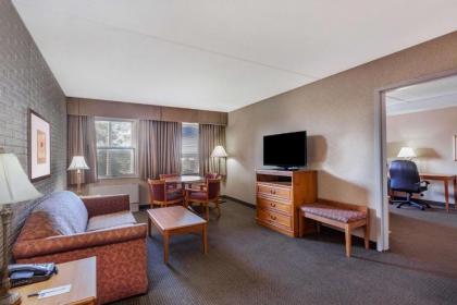 Travelodge by Wyndham Winchester - image 6