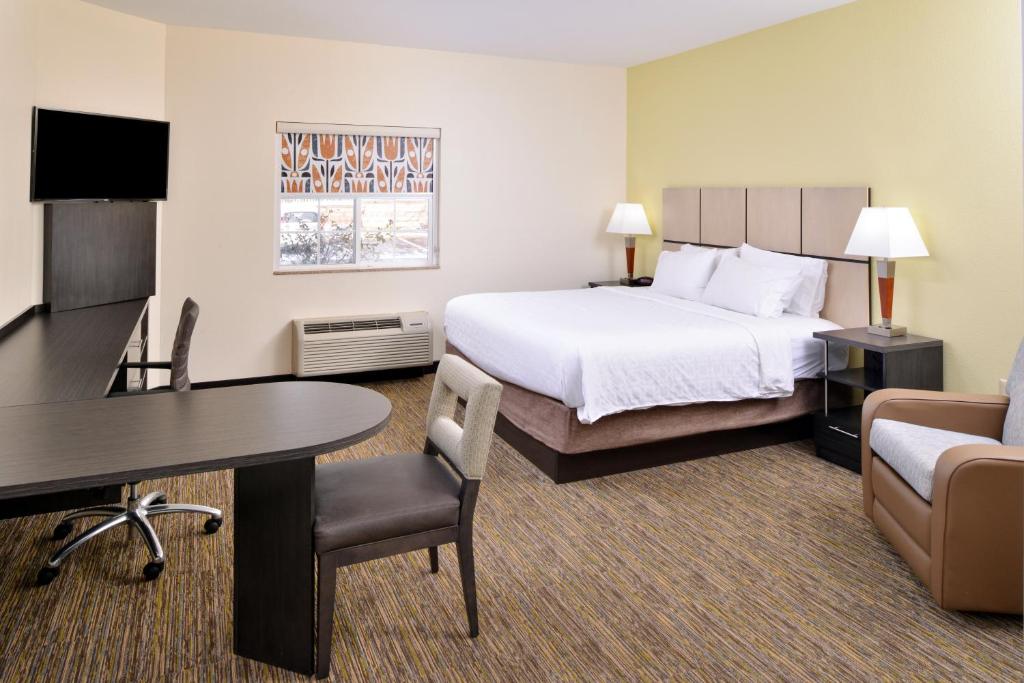 Candlewood Suites Winchester an IHG Hotel - image 6