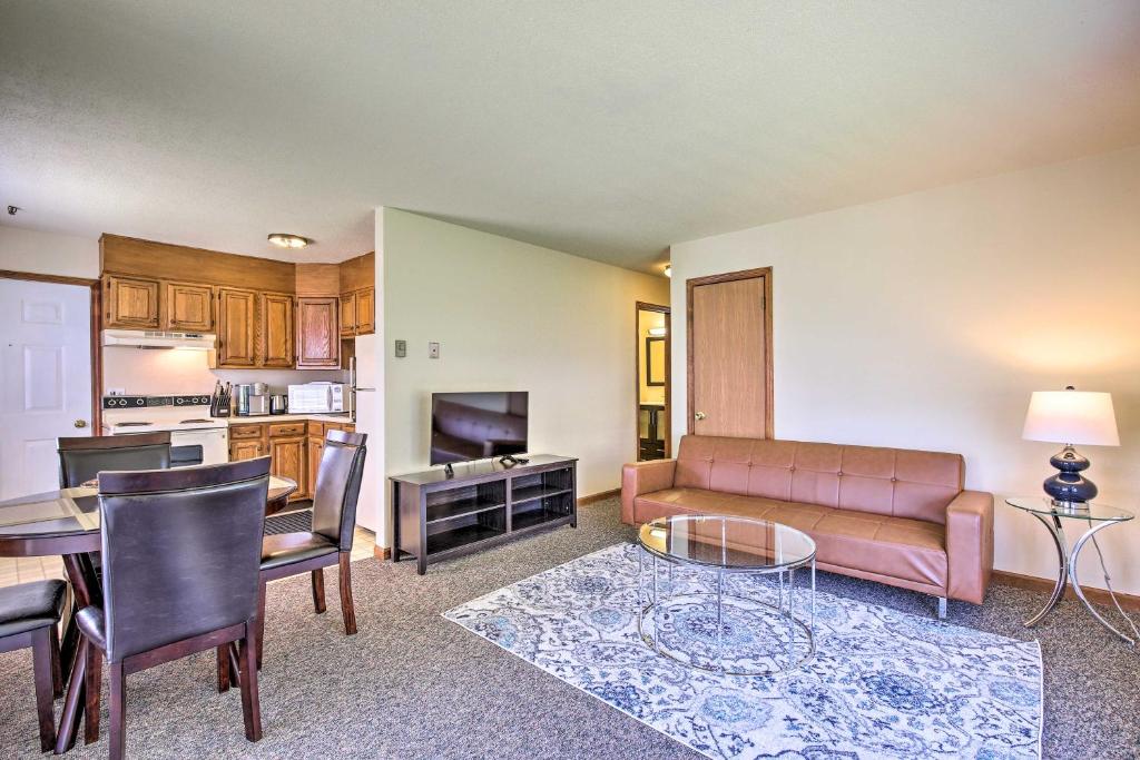 Peaceful Family Condo with Deck and Mountain View! - image 7