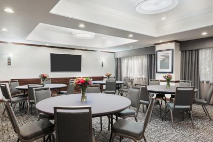 Hampton Inn Hartford Airport - image 4