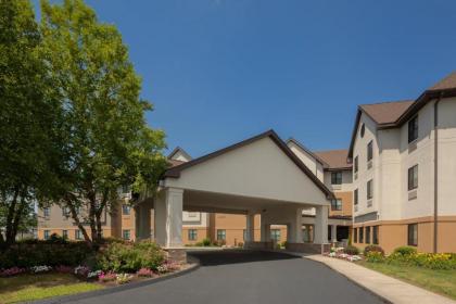 Holiday Inn Express & Suites Bradley Airport an IHG Hotel - image 12