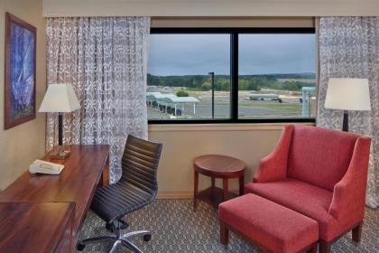 Sheraton Hartford Hotel at Bradley Airport - image 11