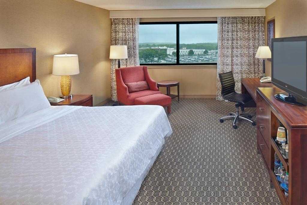 Sheraton Hartford Hotel at Bradley Airport - image 2