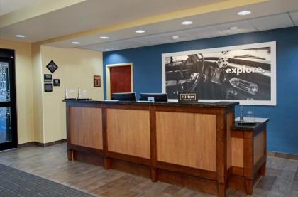 Hampton Inn Winfield - image 13