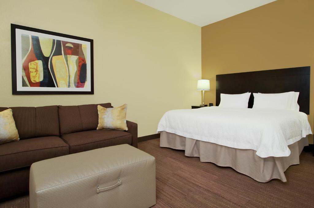 Hampton Inn Winfield - image 5