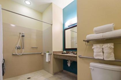 Best Western Plus Patterson Park Inn - image 15