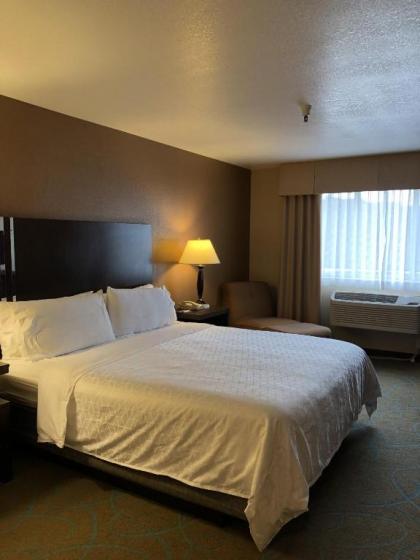 Holiday Inn Express Winnemucca an IHG Hotel - image 11